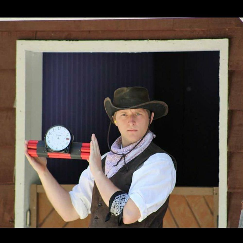 Meet your Posher, Andrew